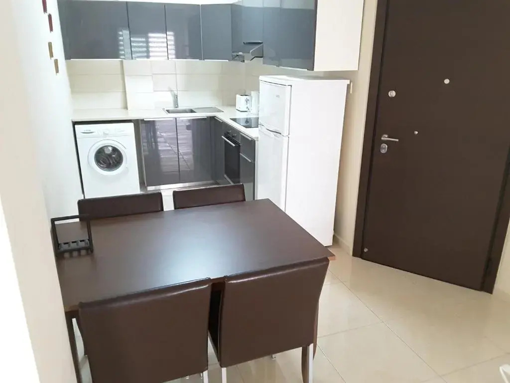 Lighthouse by the Sea Lovely 2Bdr Apartment