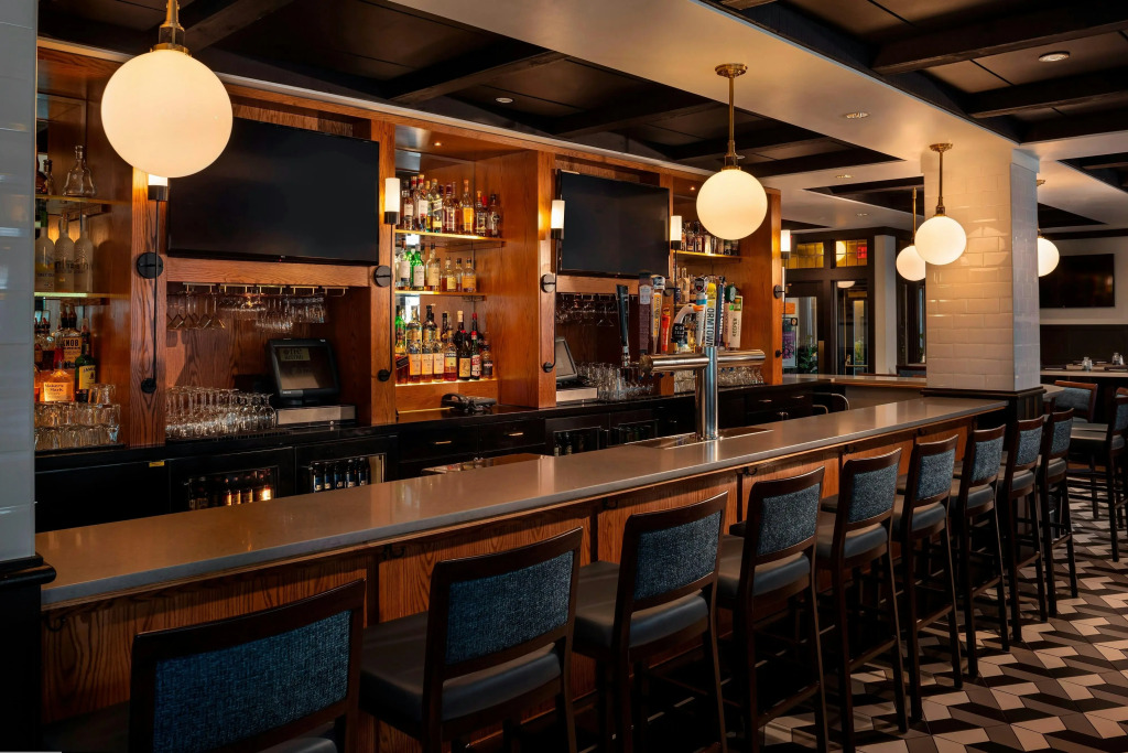 Four Points by Sheraton Norwood Conference Center