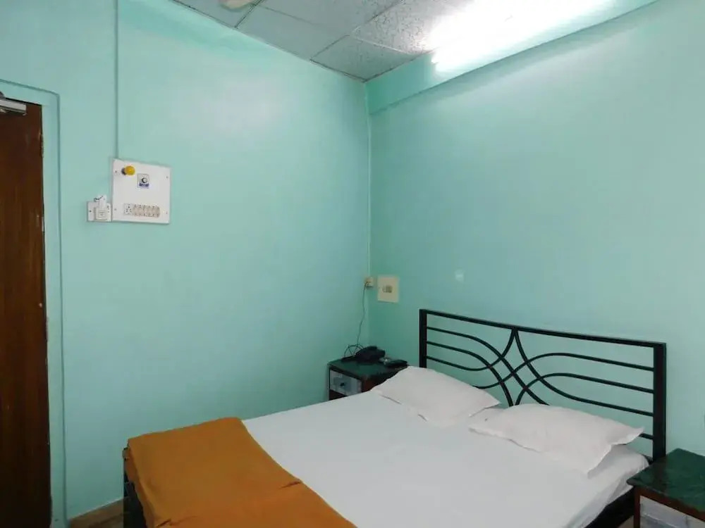 SRK Hotel- Grant Road