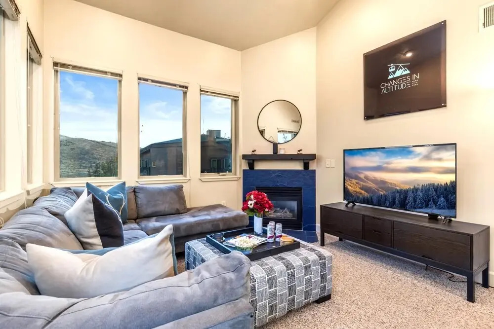 KBM Resorts Crestview Condos Spacious Condo Near Olympic Park With gas Fireplace, Year-round Pool, hot Tub, City Wide Shuttle Access. Cvc-308b