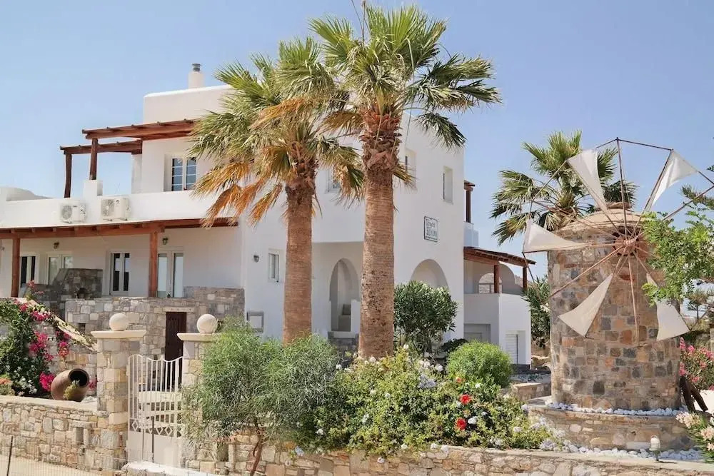 Thea Suites Naxos