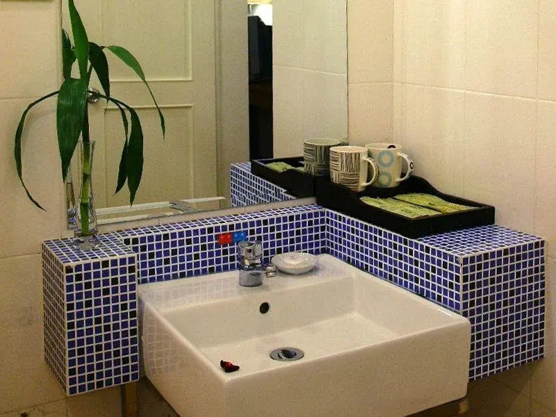 Huahong Hotel