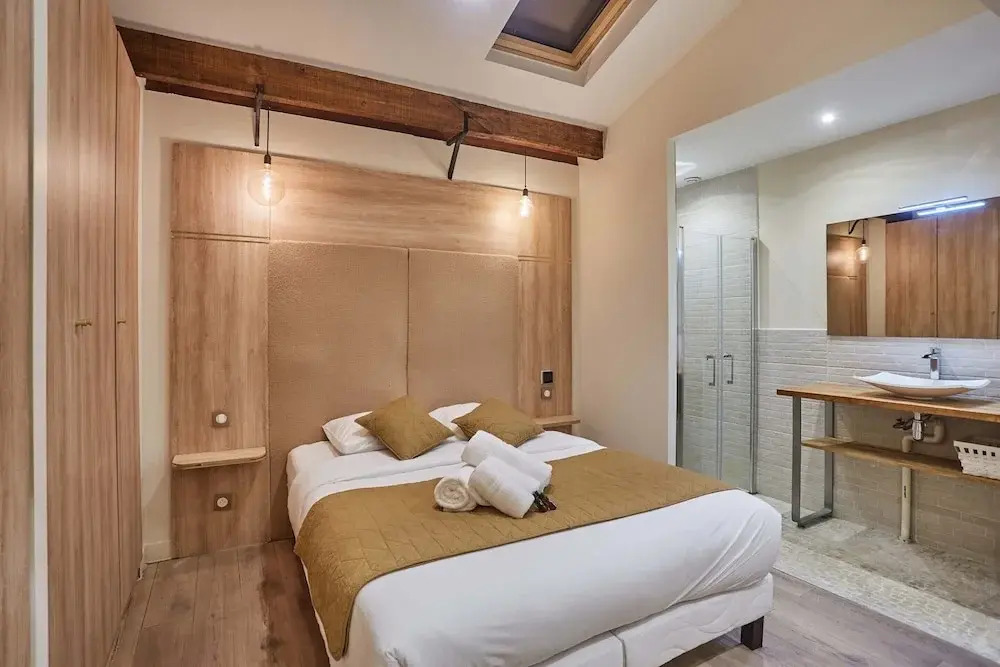 Sublime Apartment in the Heart of Paris 10 People