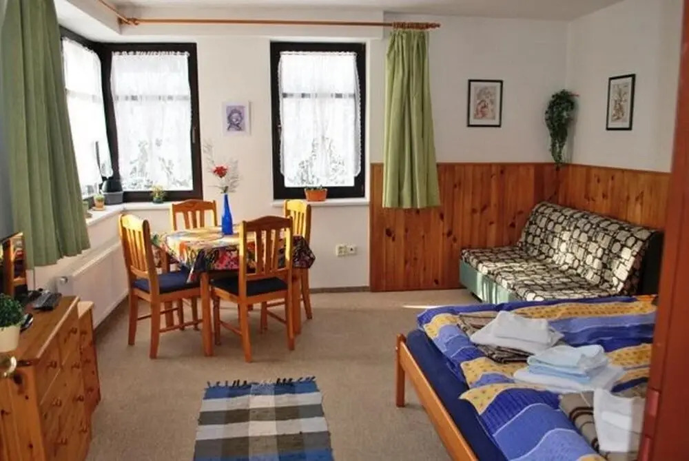 MM Apartment 2