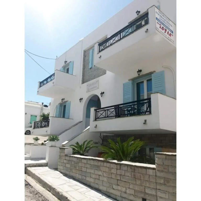 Soula Rooms Tinos