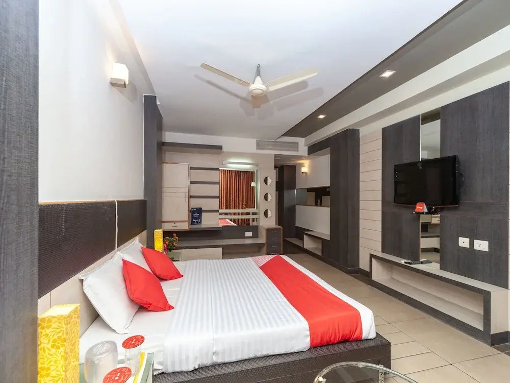 OYO 15923 Sun Park