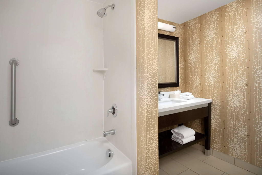 Hampton Inn & Suites Alpharetta-Windward