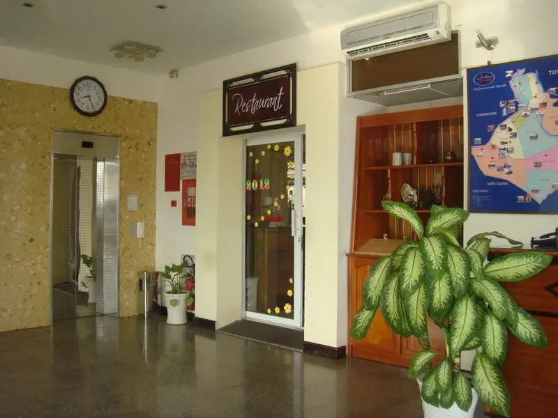 Dong Nam Hotel