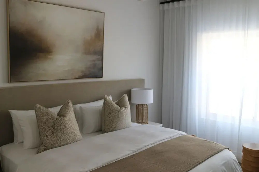 Camps Bay Holiday Home - Walk to the Beach