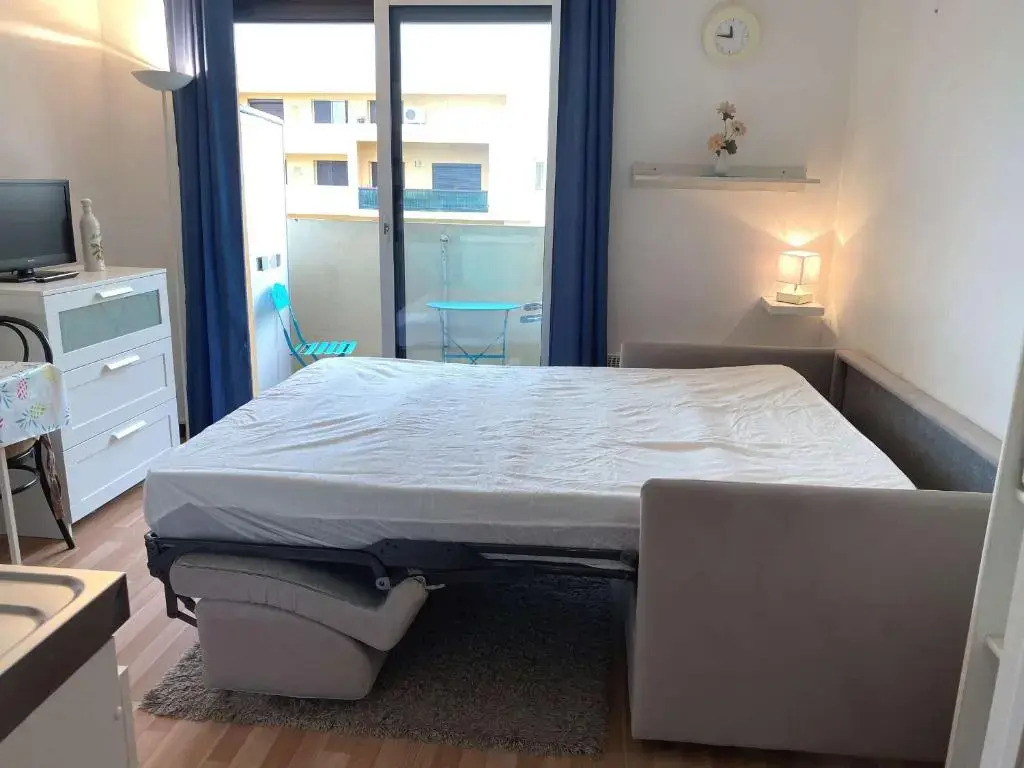 Appartement Balaruc-les-Bains, 1 pièce, 2 personnes - FR-1-553-139