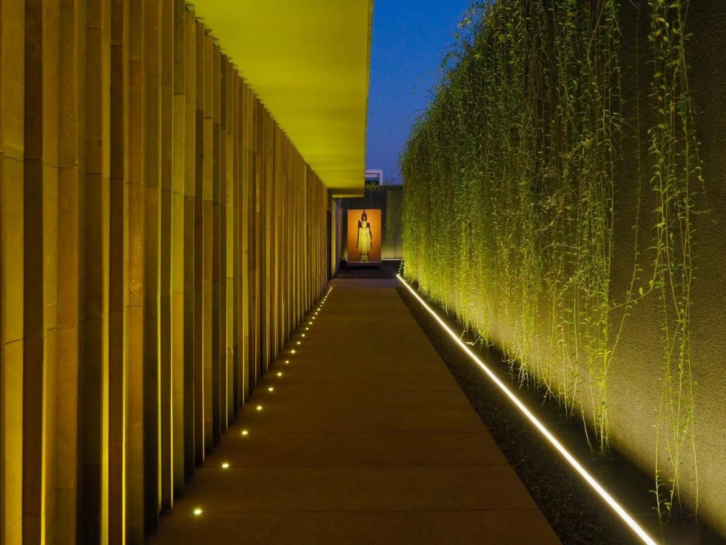 The Balé Phnom Penh by LifestyleRetreats