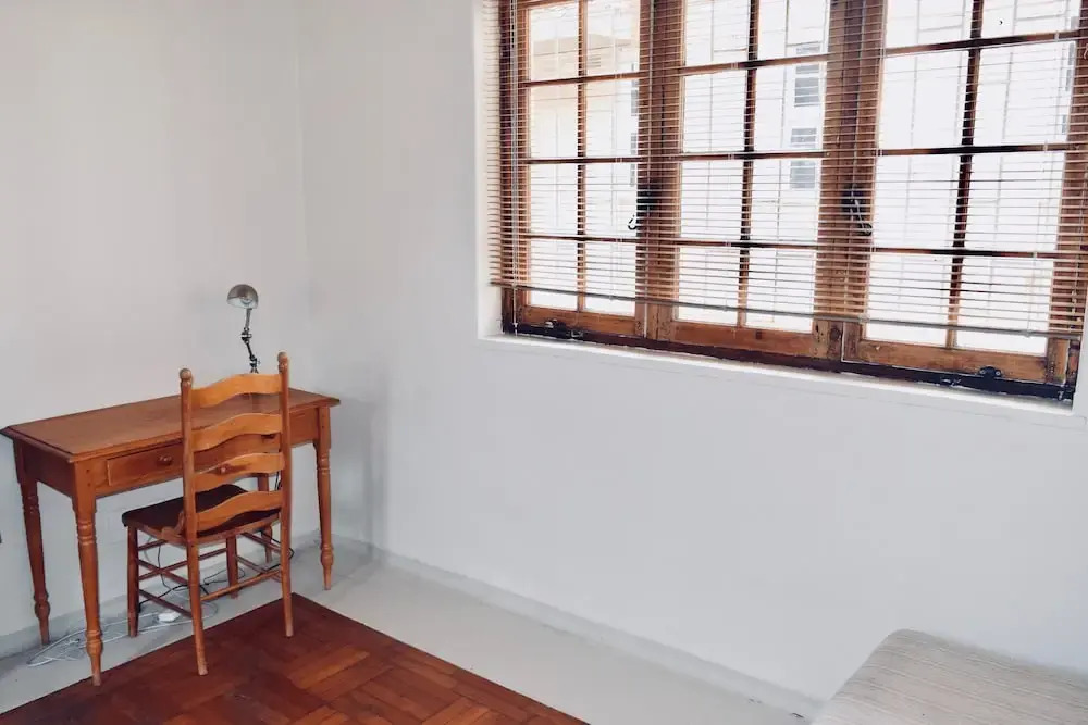 1 Bedroom Apartment Near Kloof Street