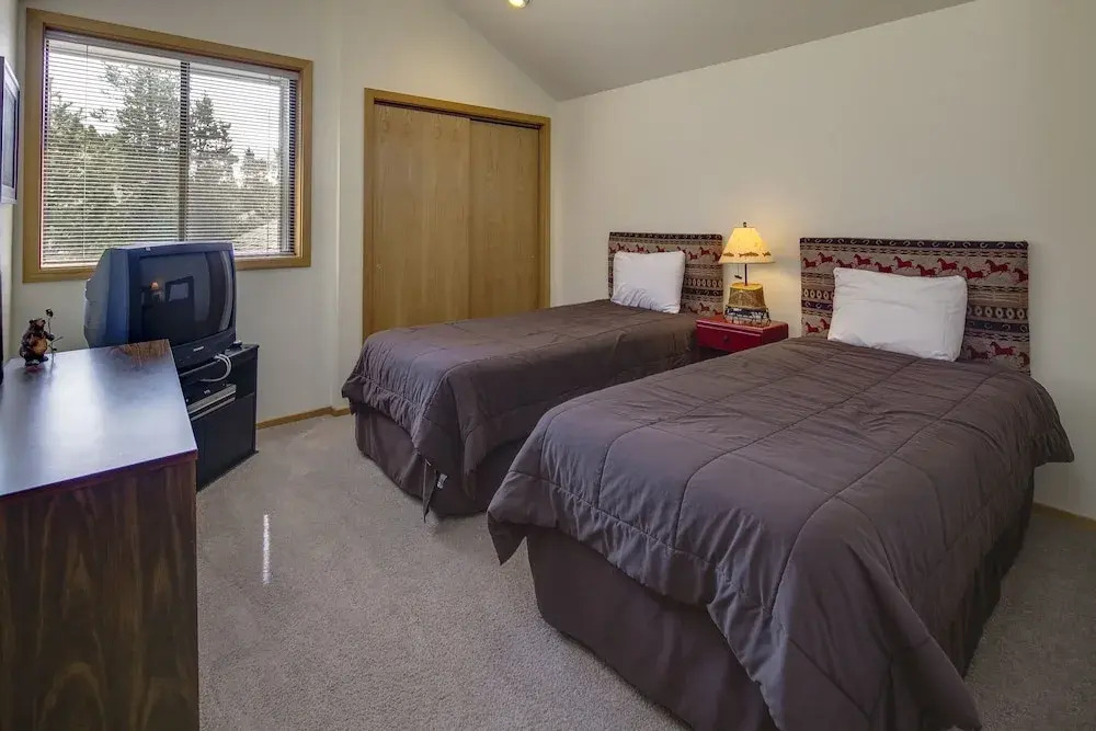 Maury Mountain 36 3 Bedroom Home