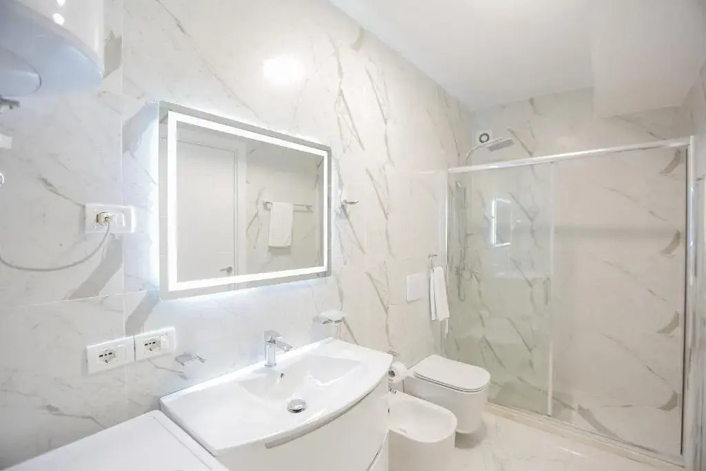 Miku Apartment-Premium 2BD At Wilson Squear