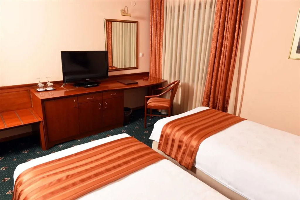 G Hotels