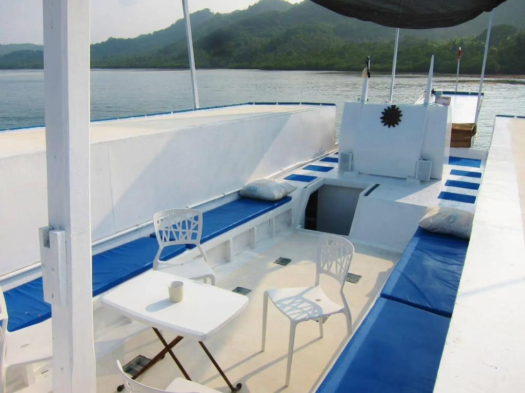 Palawan Secret Cruise Floating Hotel