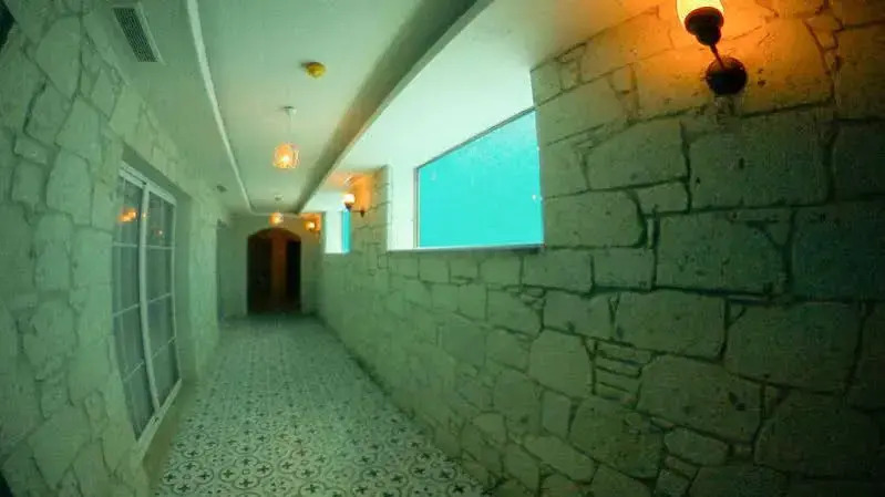 Albeon Hotel