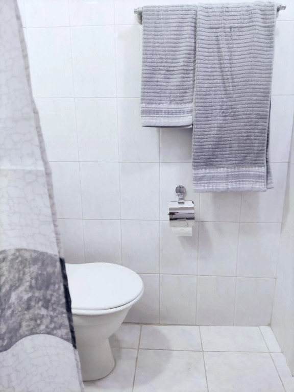 Renovated 1 bedroom with King size bed in Kentron