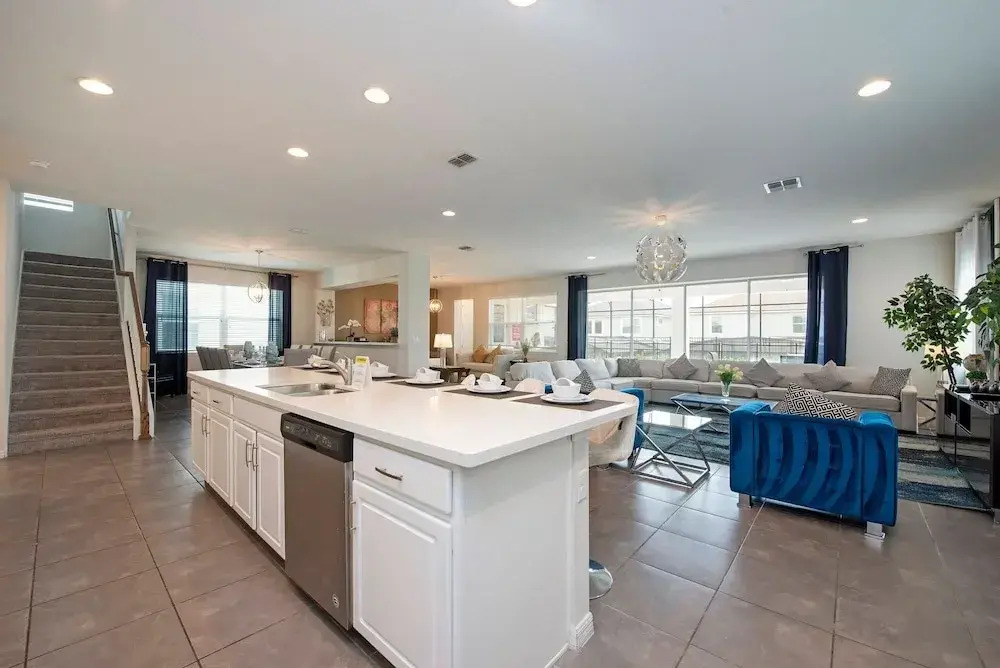 1799 Amazing 9Bd Near Disney