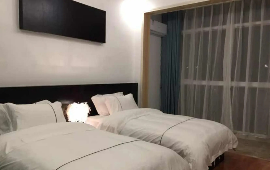 No.8 Gingko Inn