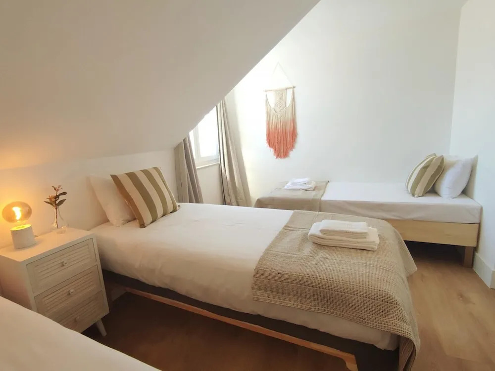 Lisbon Skyline Apartment by Misha s Place 5E
