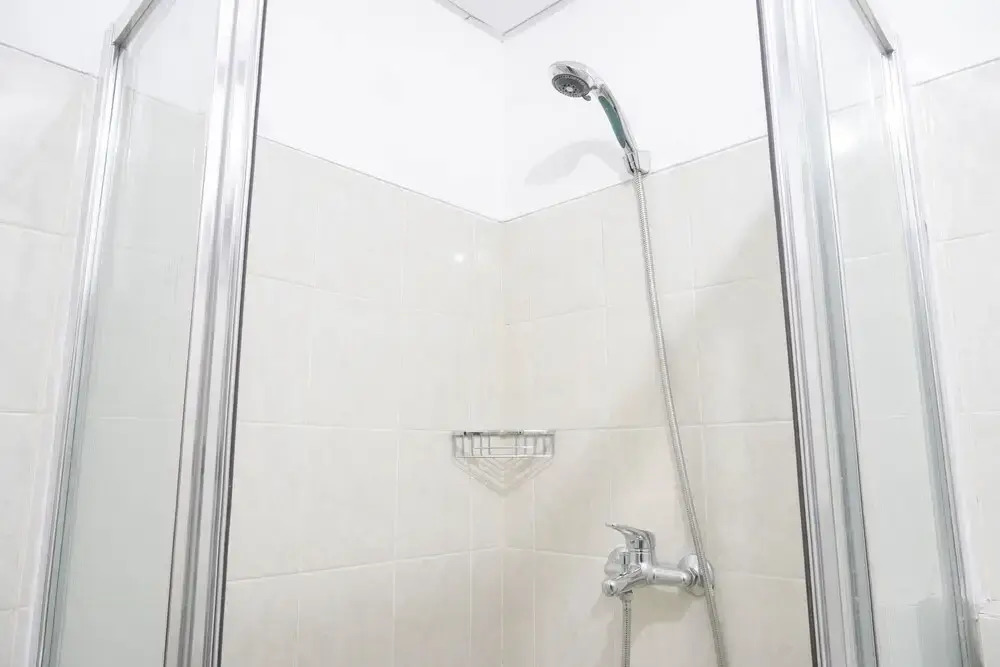 Well Appointed 1Br At The Wave Kuningan Apartment