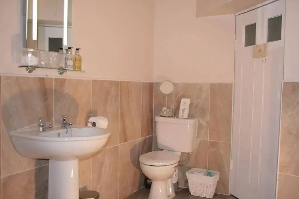 The Minadab Cottage