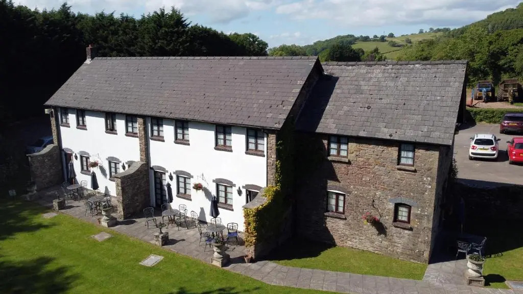 The Greyhound Inn and Hotel