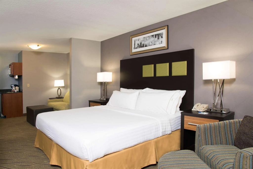 Holiday Inn Express & Suites Danville by IHG