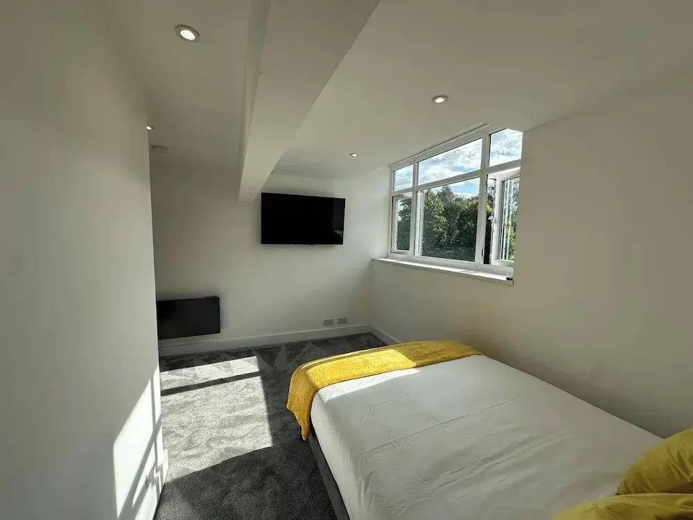 6 Guests/free Parking/old Trafford/20min City