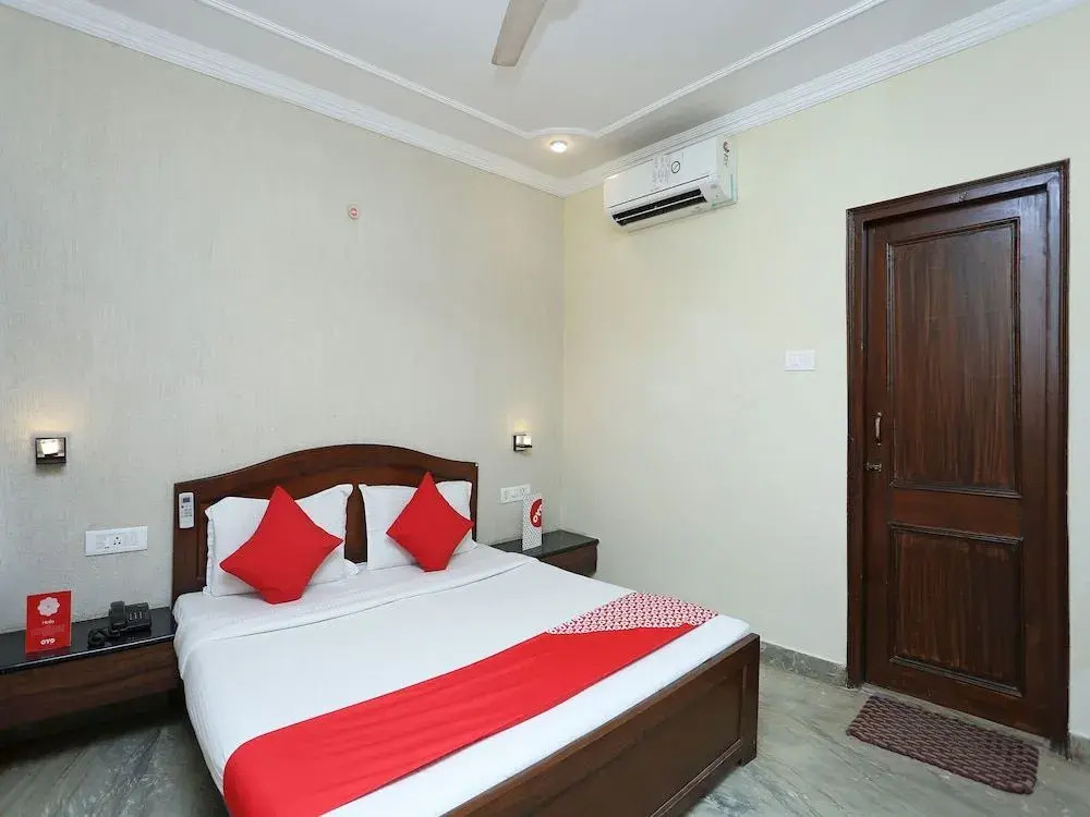 OYO 10515 Hotel Vishnu Villas