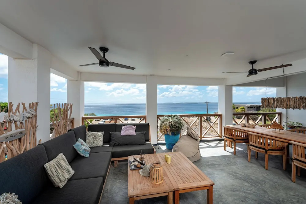 Bloozz resort Bonaire