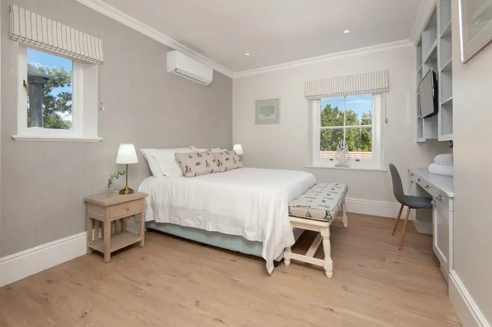 Malayla Guesthouse - Adults Only