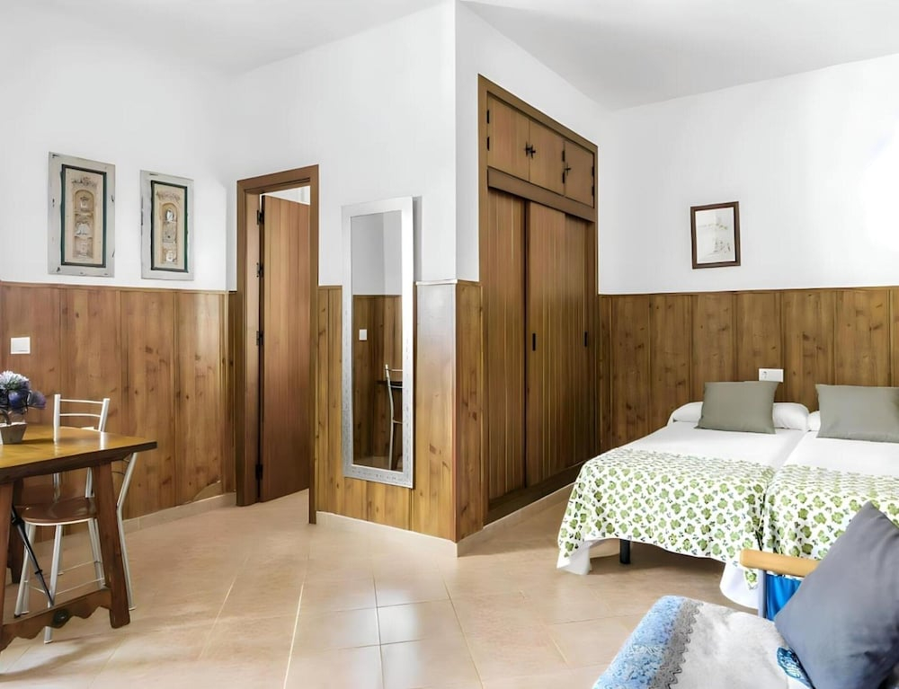 Peaceful Apartment Close to the Coast