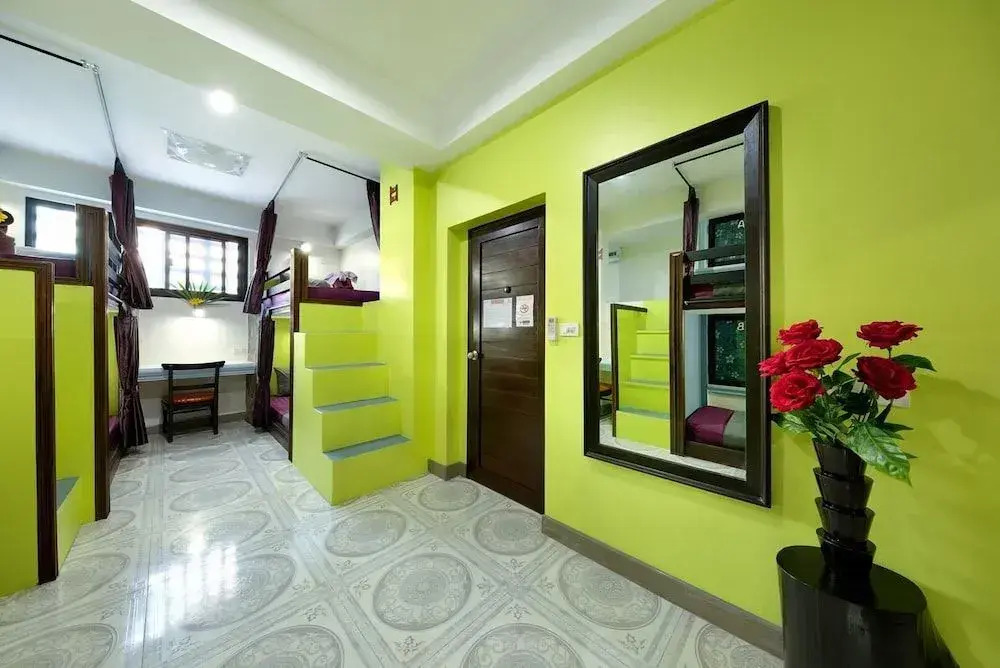 Kerton Hostel