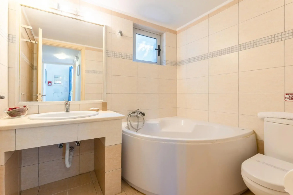 Nafsika Beach House Large Private Pool Walk to Beach Sea Views A C Wifi Car Not Required - 1880