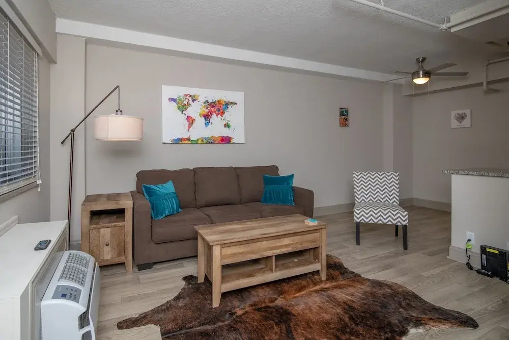 1 Bedroom Downtown Condo