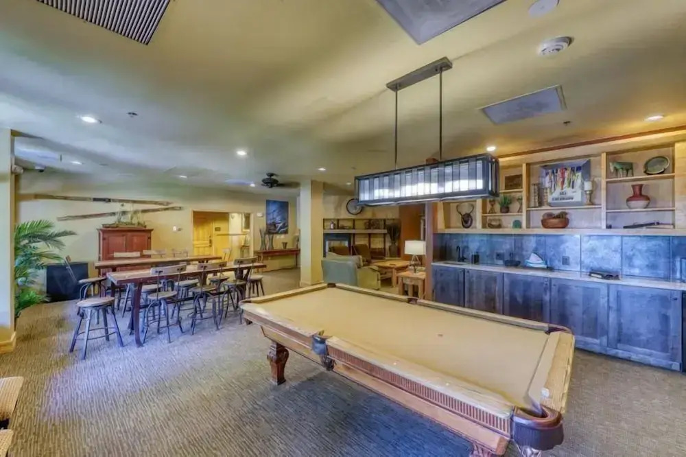 1 Bedroom Plus Murphy Mountain Condo In River Run Village With Hot Tub Access And Walking Distance To Ski