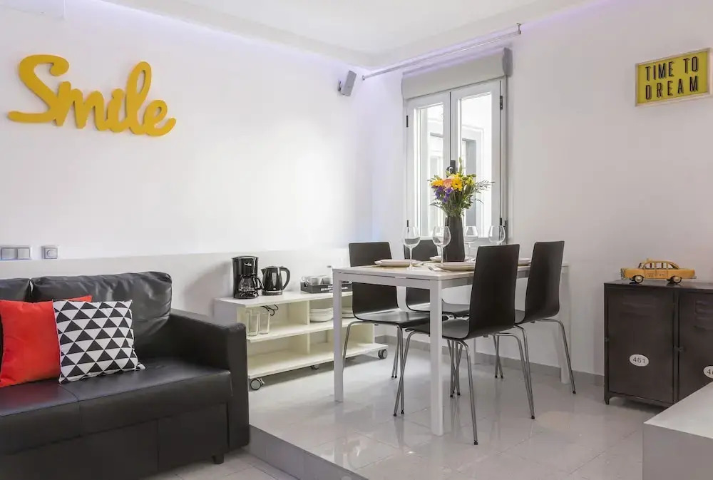 7rooms7 Gran Vía Smile Apartments
