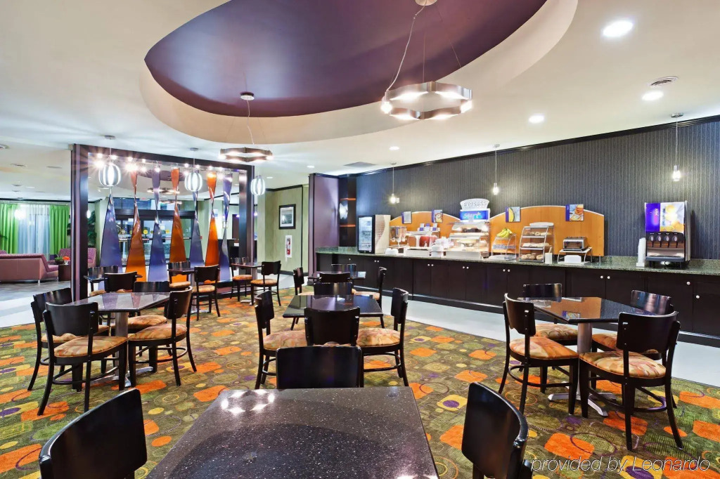 Holiday Inn Express Hotel & Suites Clemson - University Area by IHG