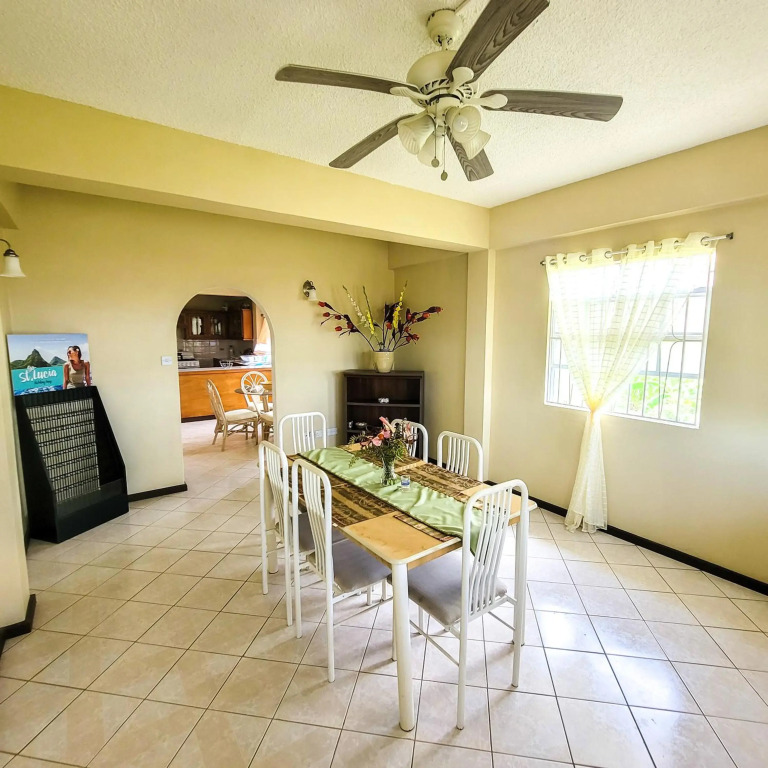 Venance Grand Yer apt 2 Enjoys Sea Views in Rodney Heights