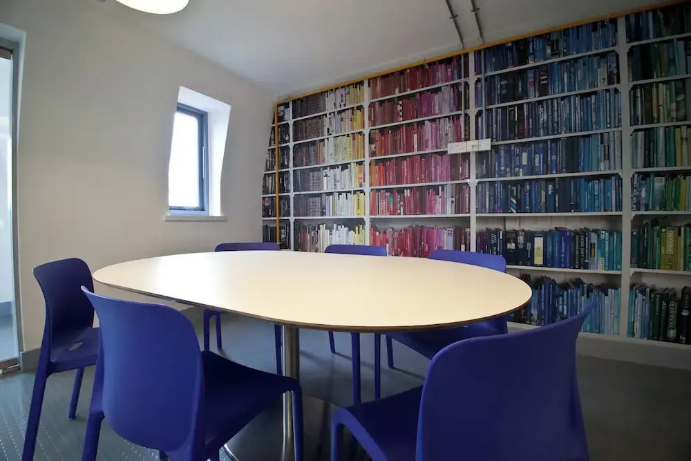 For Students Only CRM OLIB London - 5 mins walk to London Bridge