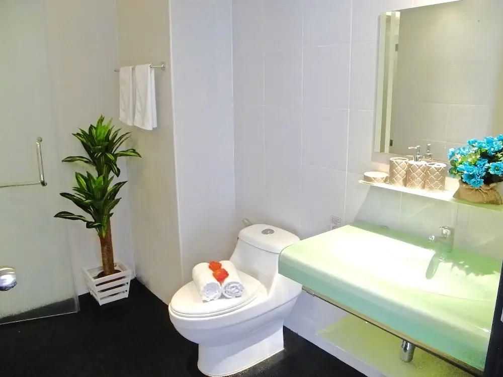 Bayshore Patong Studio