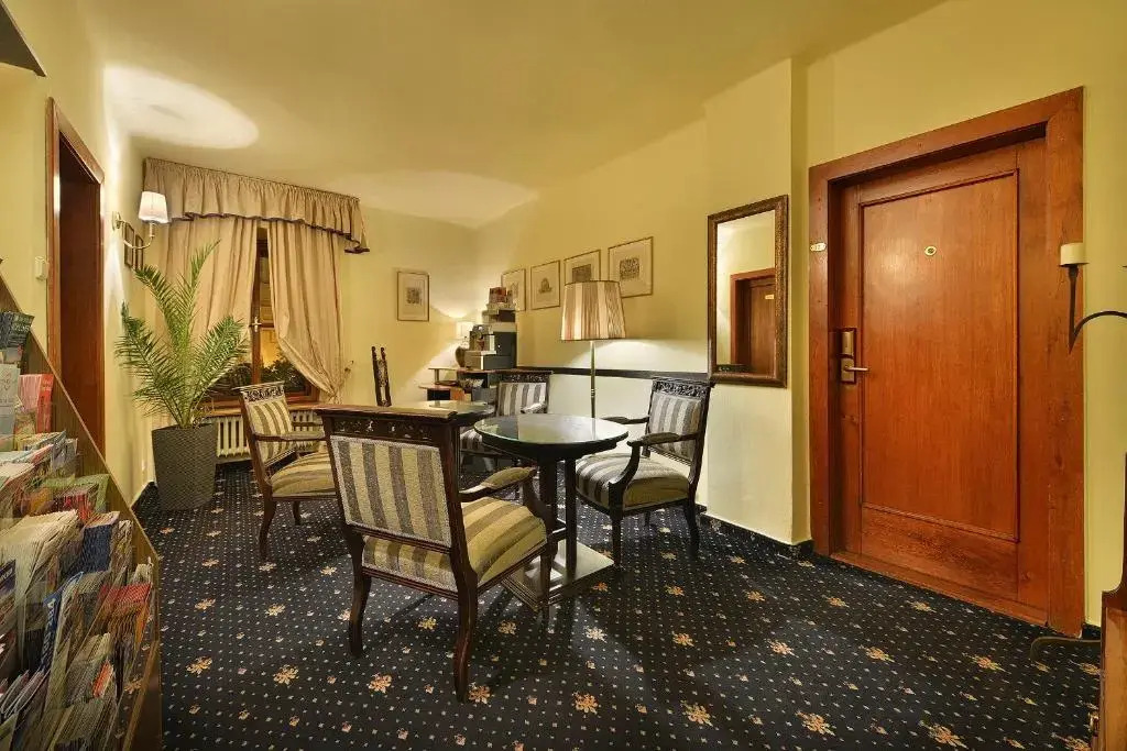 Hotel U Tri Pstrosu