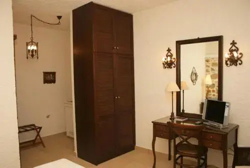 Demina Studios