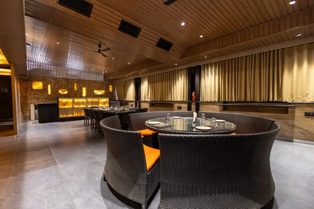 Kyriad Hotel Indore by OTHPL