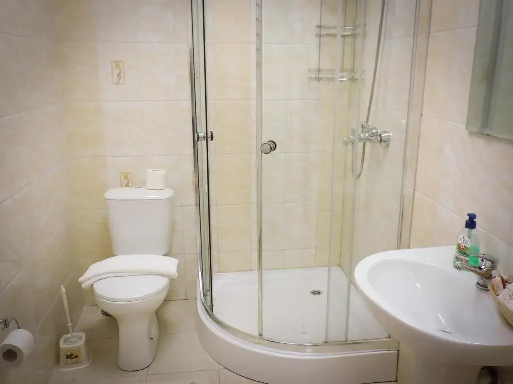 Inn Ordzhonikidze 8A