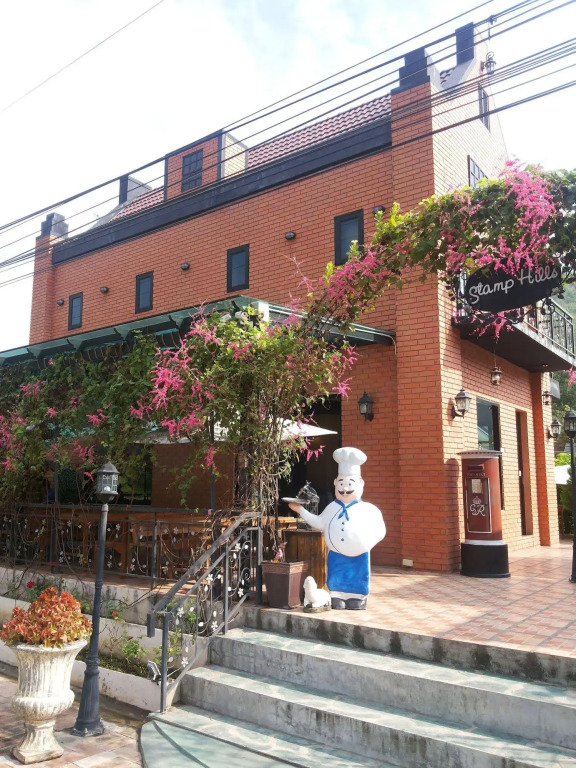 Stamp Hills Resort