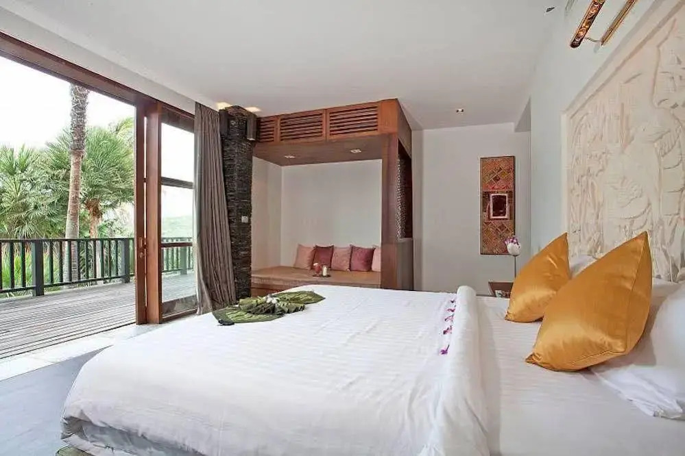 Solymar Villa