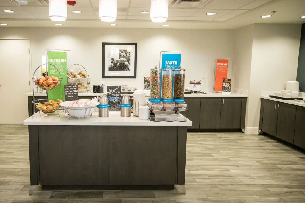 Hampton Inn & Suites Tempe/Phoenix Airport, Az